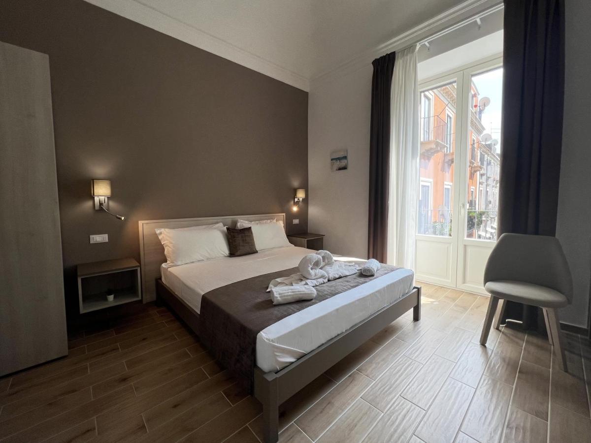 Nove Volte B&B Катанія Екстер'єр фото